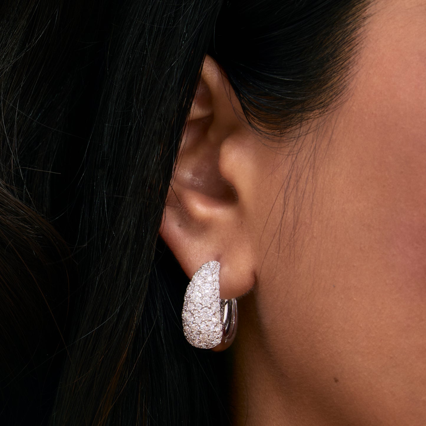 Linaria Round Cut Dome Earring
