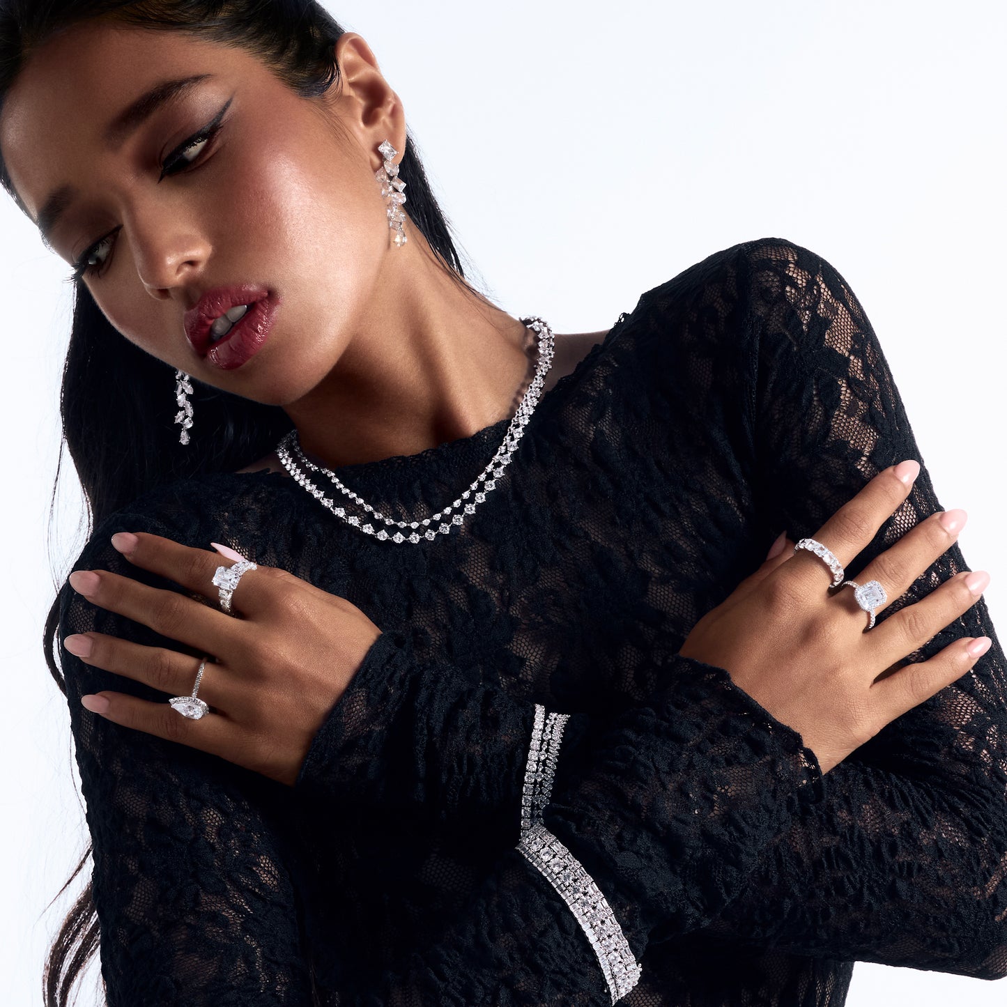 Laurel Round Cut Necklace